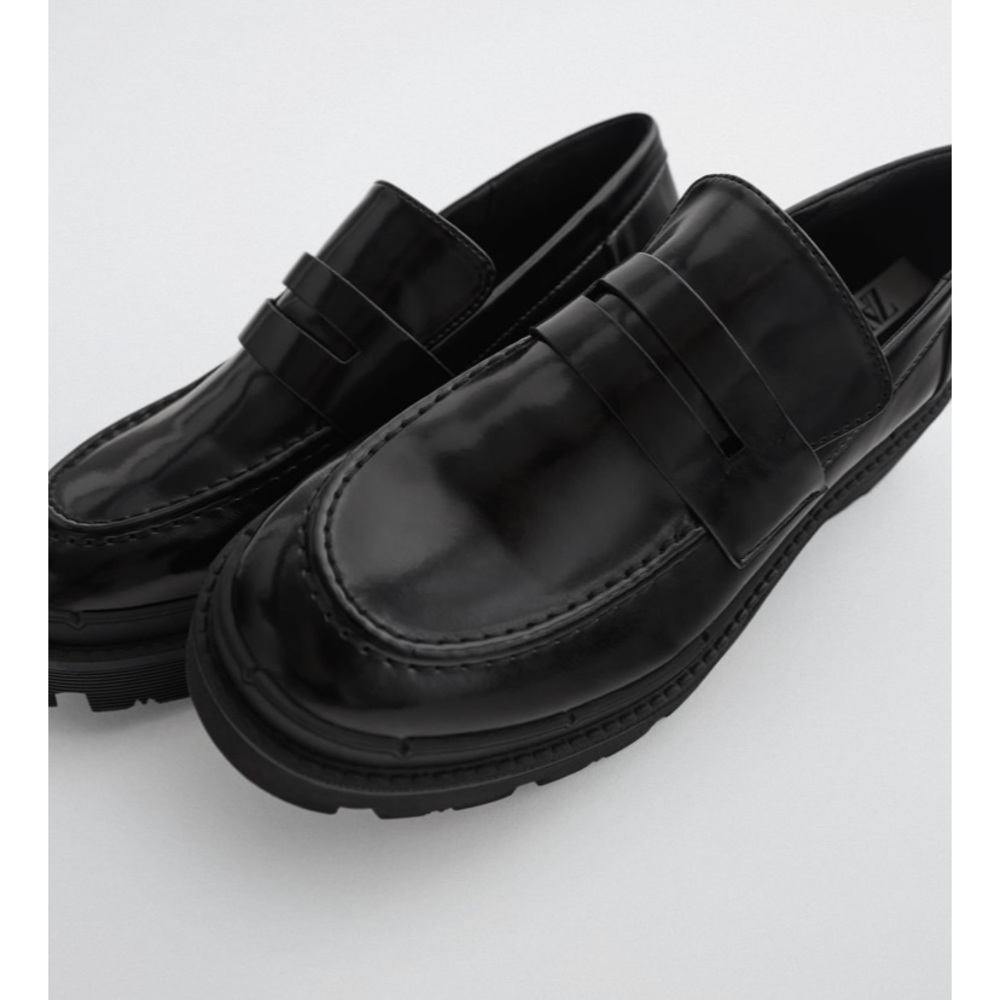 NWT ZARA LOAFERS